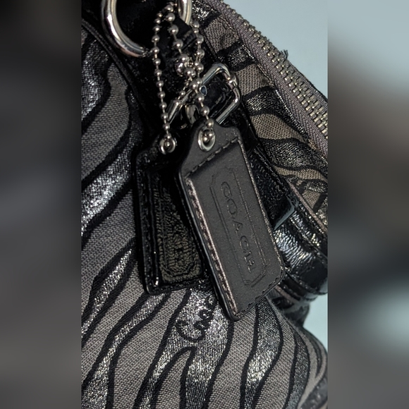 EUC Coach Madison silver zebra print canvas with black patent leather handles - Picture 8 of 13